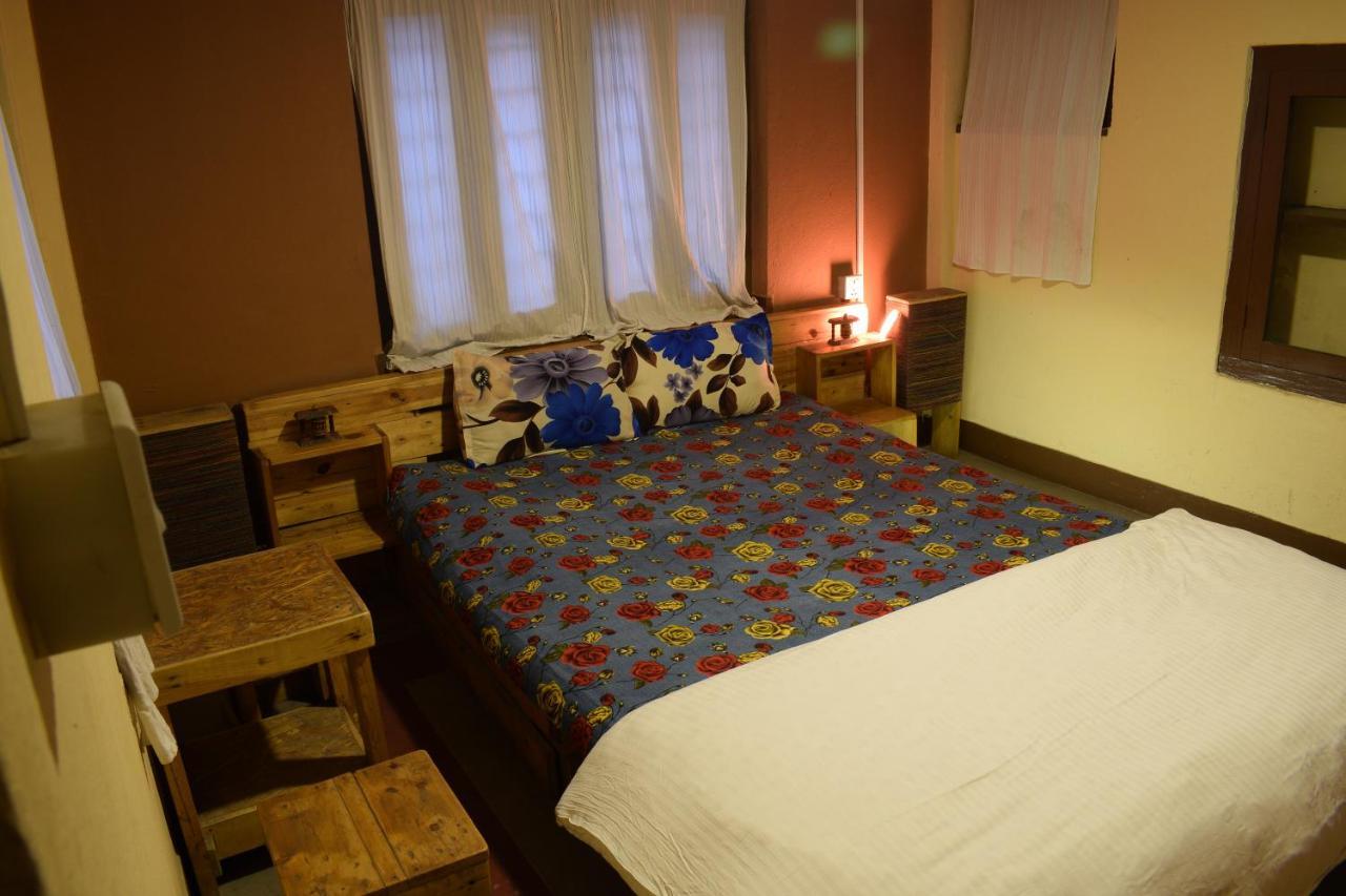 Happy Donkey Hostel 加德满都 外观 照片