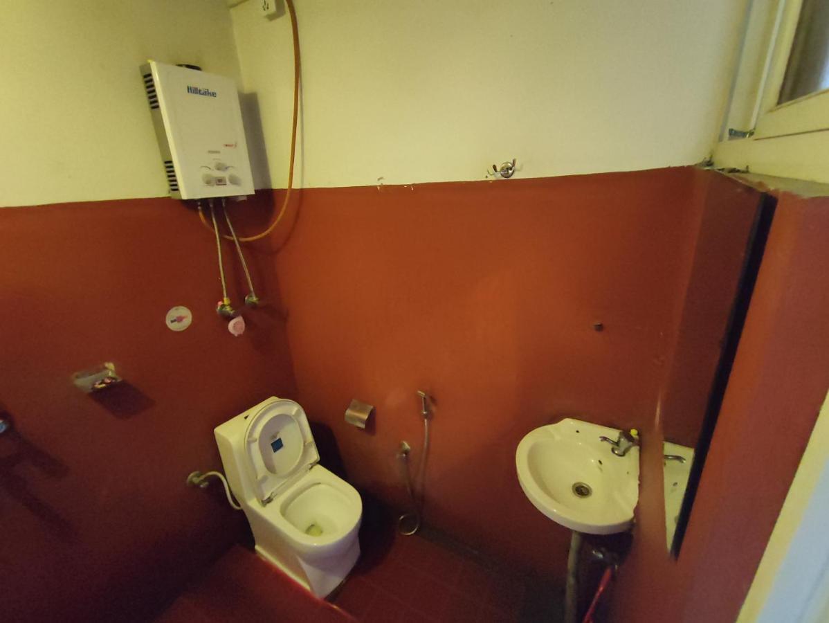 Happy Donkey Hostel 加德满都 外观 照片