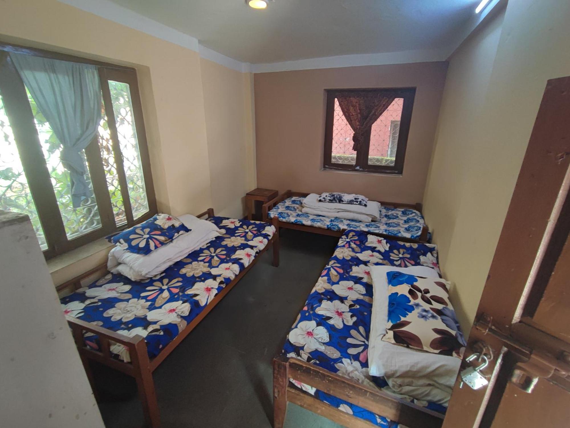 Happy Donkey Hostel 加德满都 外观 照片